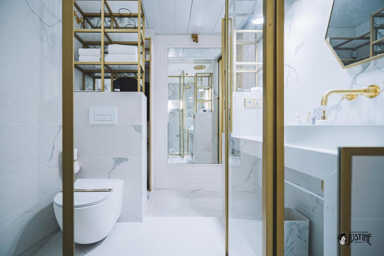 Suite Kintsugi By Justine Apartments Apartamento Turistico En Madrid Rio Exterior photo