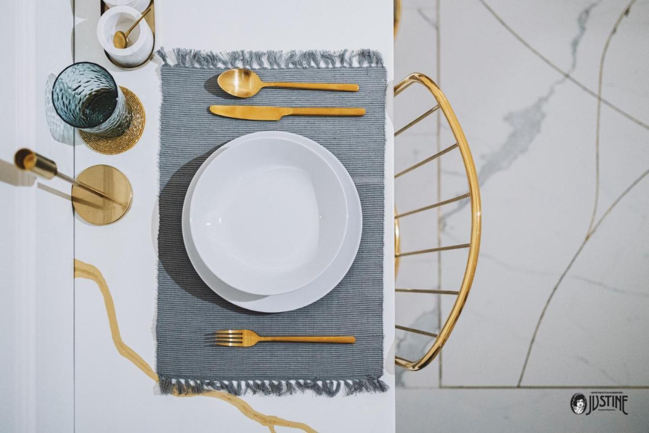 Suite Kintsugi By Justine Apartments Apartamento Turistico En Madrid Rio Exterior photo